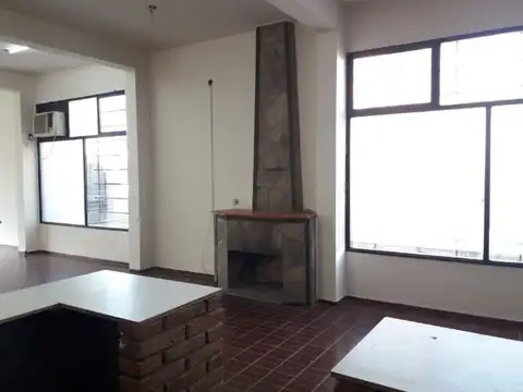 Local en Alquiler en Maipu, $ 1.000.000