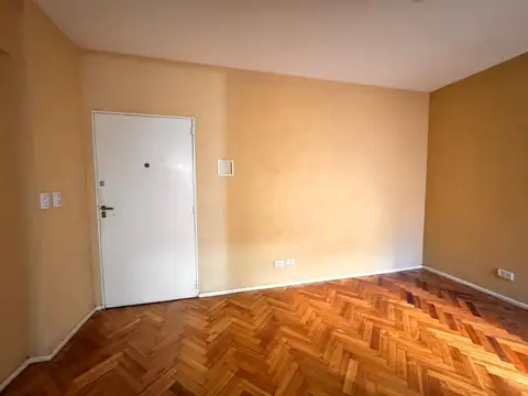 Departamento en Venta en Villa del Parque, USD 50.000