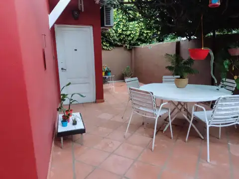 Depto Tipo Casa en Alquiler de 3 ambientes