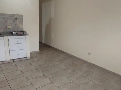 Sarmiento 400, Piso 1