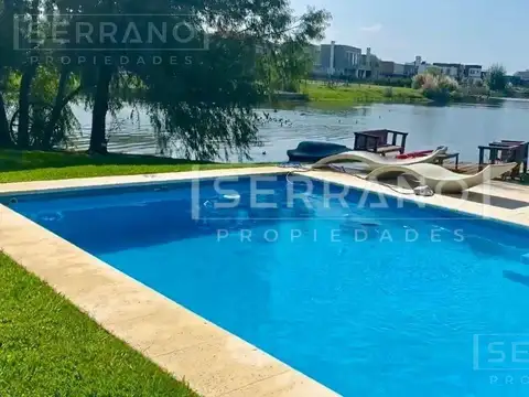Casa 4 ambientes con 3 baños