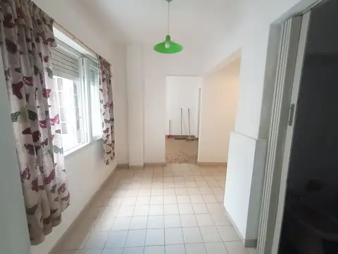 Depto Tipo Casa 2 ambientes con 1 baño