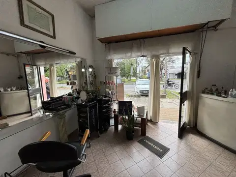 2 viviendas + 2 locales, gran oportunidad de inversión!