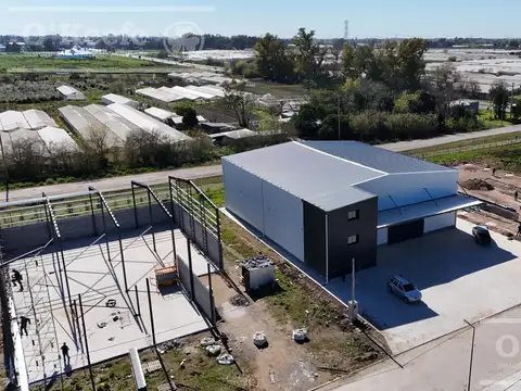Galpón industrial en Polo 520