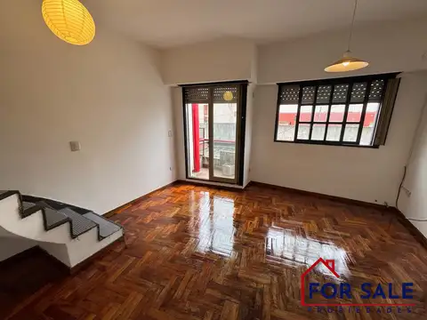 Benito Juarez 2100, Piso 1