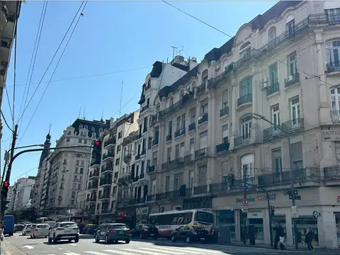 EDIFICIO VENTA EN BLOCK CALLAO Y CORRIENTES