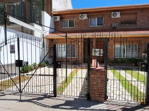 Casa Dúplex  en Venta en Florida Mitre/Este, Vicente López, G.B.A. Zona Norte