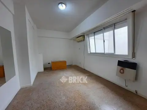 PARAGUAY AL 2600 - TODO SOL APTO PROFESIONAL