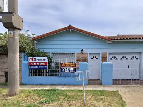 Venta casa 3 amb s/lote de 300 m² en Tablada