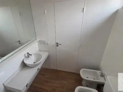 Departamento en Alquiler de 3 dormitorios