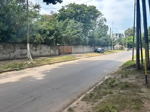 TERRENO EN VENTA - CRUCE CASTELAR