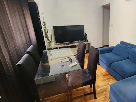 José M Moreno 241 , Piso 6