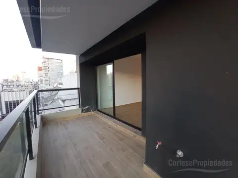 Ciudad de la Paz 2793 piso alto !