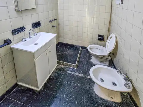 Casa 2 ambientes con 1 baño