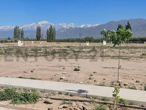 LOTE EN EXCLUSIVO BARRIO PRIVADO VISTALBA RESERVE