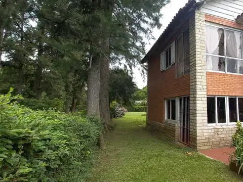 Casa Chalet  en Venta en Sarmiento, Zona Delta, Tigre