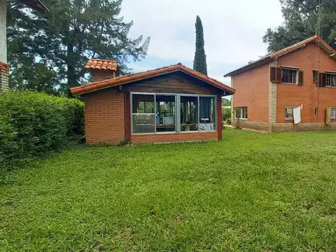 Casa 3 ambientes con 2 baños