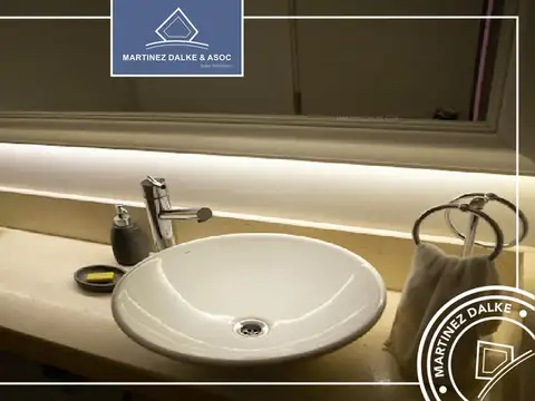 Departamento en Venta con 3 cocheras