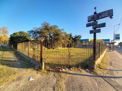 IMPORTANTE PREDIO SOBRE AV RIVADAVIA CON 28 METROS DE FRENTE