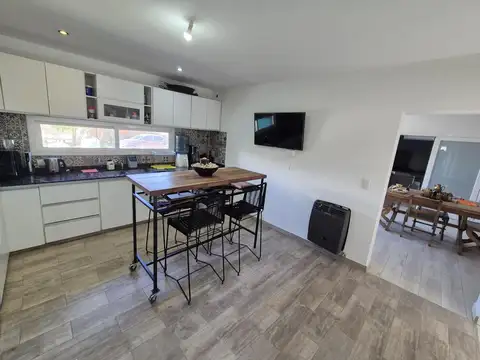 Casa en Venta en General Roca, USD 185.000