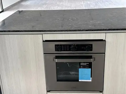 Casa 6 ambientes con 2 baños