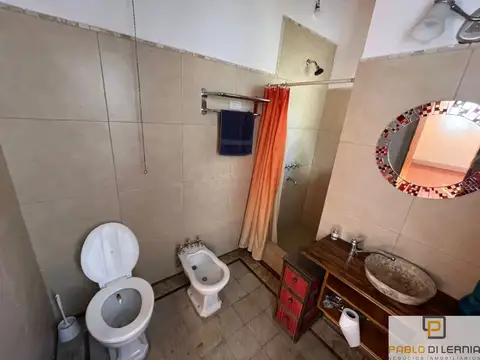 Depto Tipo Casa en Alquiler 80 años