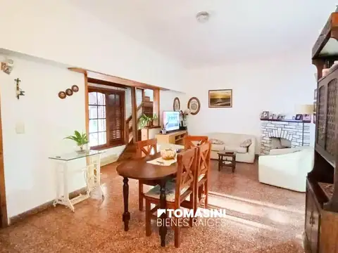 Casa en Venta en Villa Primera, USD 130.000