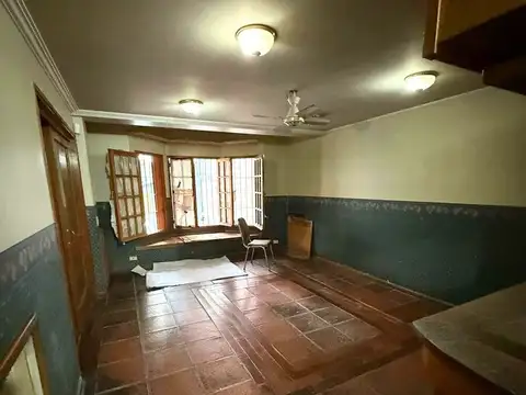 Casa 7 ambientes con 3 baños
