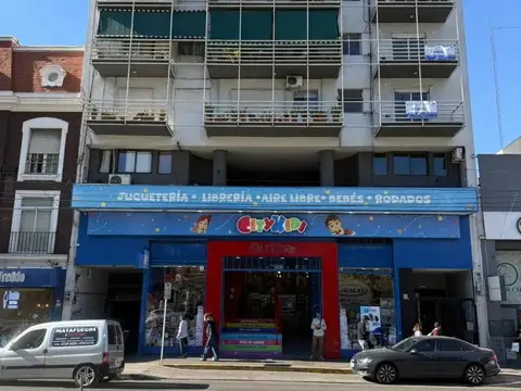 3 AMBIENTES FRENTE C/BALCON SUPER LUMINOSO REAL OPORTUNIDAD!