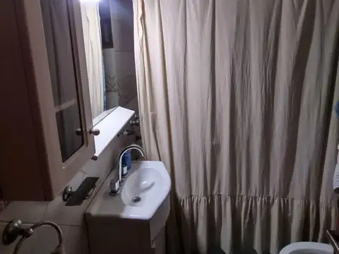 Casa 4 ambientes con gran lote en venta en Libertad