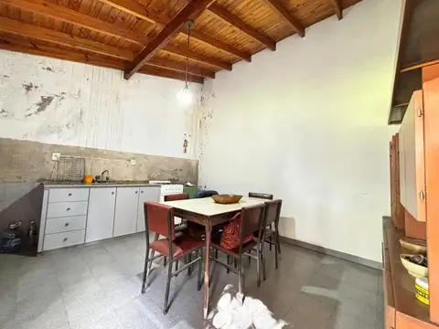 LOTE EN GONZALEZ CATAN OPORTUNIDAD