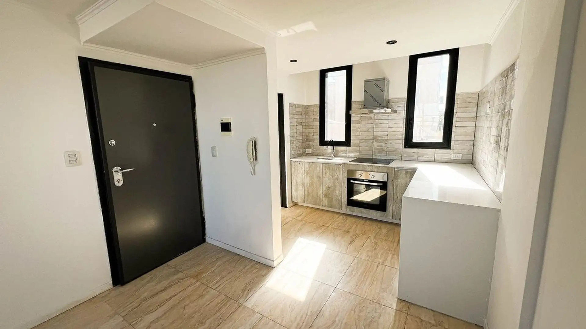 Depto triplex 3 amb, 87m² a estrenar — Montevideo y Roca