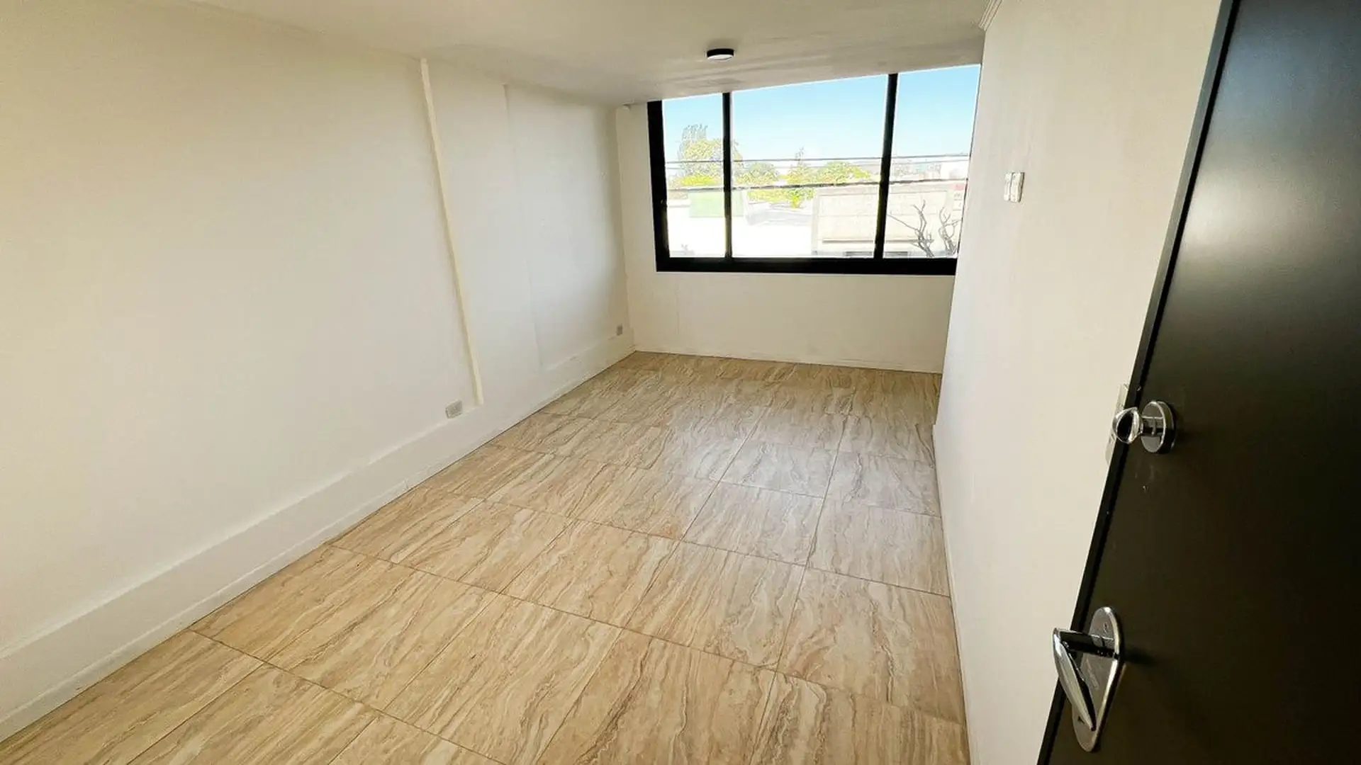 Depto triplex 3 amb, 87m² a estrenar — Montevideo y Roca