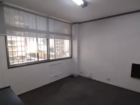 Oficina en Alquiler 76 años