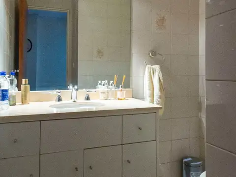 Casa en Venta en Villa del Parque, USD 475.000