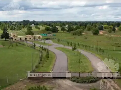 Terreno en  Barrio Mirabosques
