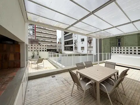 Casa de pasillo único de 3 dormitorios con pileta en la zona río