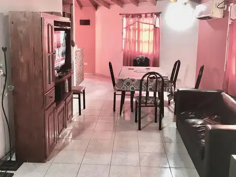 Excelente casa para dos familias/Nuevo Precio  - Temperley