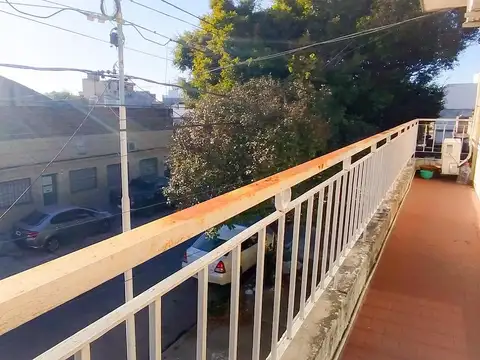 Depto Tipo Casa en Venta 60 años