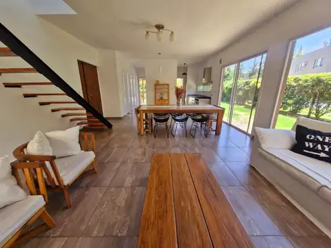 Casa en Venta en La Cañada de Pilar - Los Robles, USD 185.000