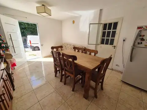 PH AL FRENTE 3 AMBIENTES CON BALCÓN Y TERRAZA 