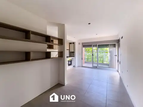 Ovidio Lagos y San Juan - Ultimo Dpto de 1 Dormitorio Externo. Posibilidad cochera.