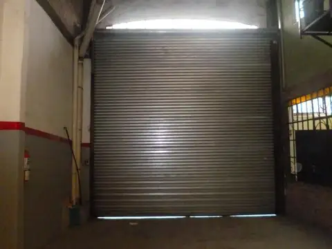 Galpon en Venta en Mataderos, USD 428.000