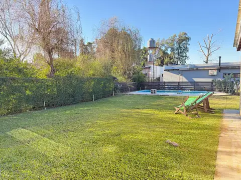 Casa 5 ambientes con 3 baños