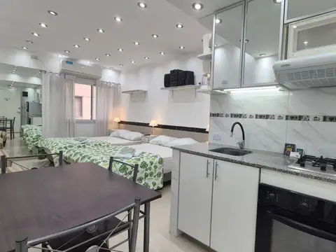 Venta departamento amoblado en San Nicolas Microcentro