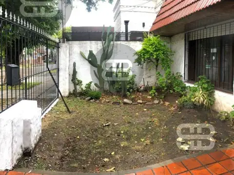 Aristóbulo Del Valle  6300