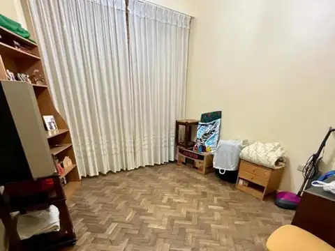 Departamento en Venta en Parque Chacabuco, USD 120.000