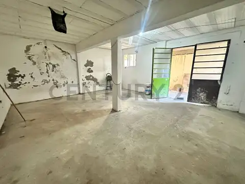 VENTA DE GALPON + OFICINA + PH 3 AMB Villa Lynch