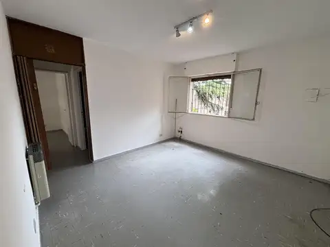 Departamento de 2 dormitorios a metros de parque Central