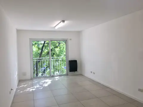 Alquiler Monoambiente C/ Cochera Av Centenario 500 San Isidro $570.000